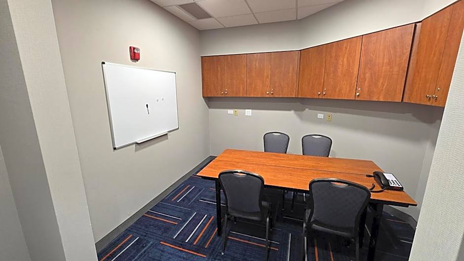 Hampton Inn By Hilton & Suites Chicago Deer Park