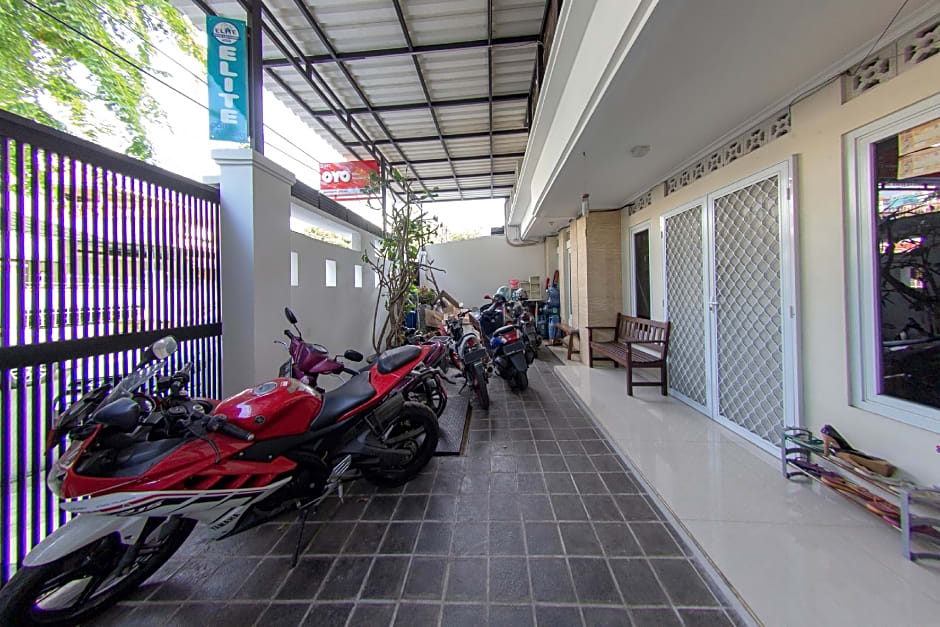 OYO 657 Elite Residence Central Park Mall By TOS