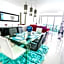 Beautiful penthouse condo with stunning views of both ocean and city