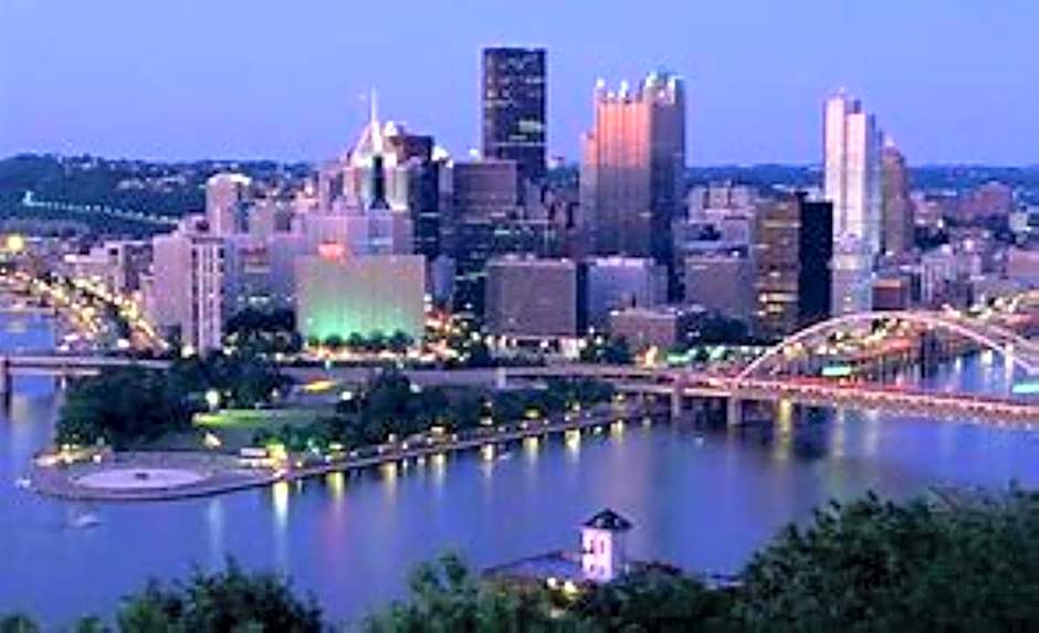 Holiday Inn Express & Suites Pittsburgh SW/Southpointe By IHG