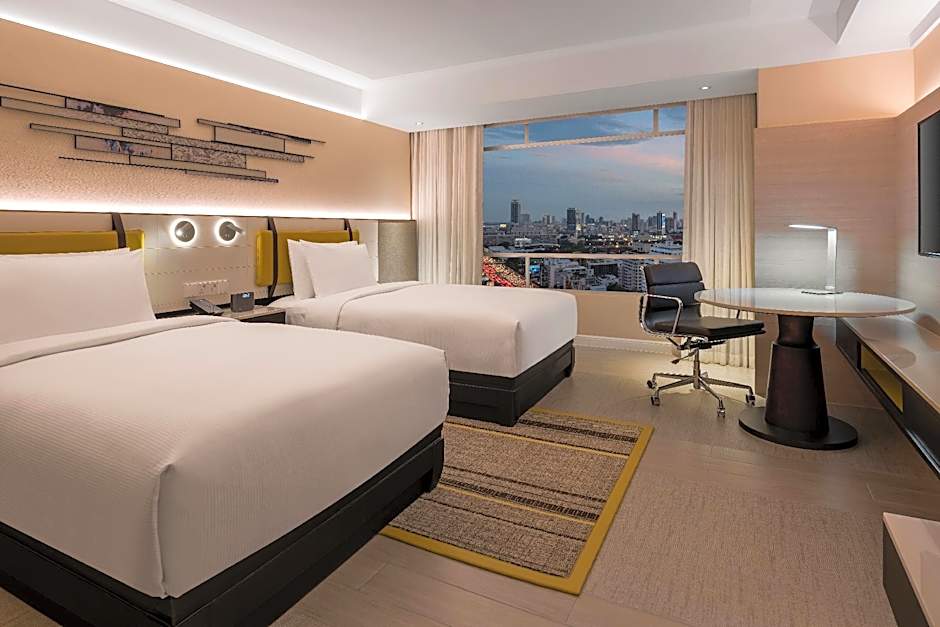 DoubleTree by Hilton Bangkok Ploenchit