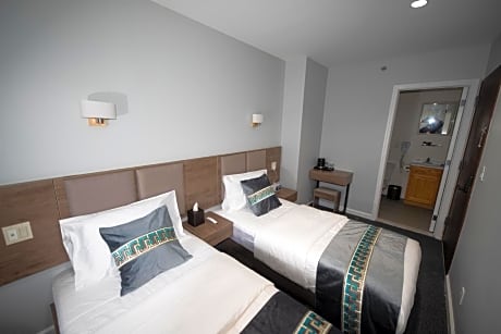 1 Double Bed or 2 Beds, View