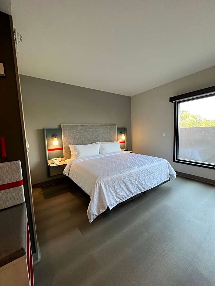 avid hotels - Guadalajara Av Vallarta Pte, an IHG Hotel