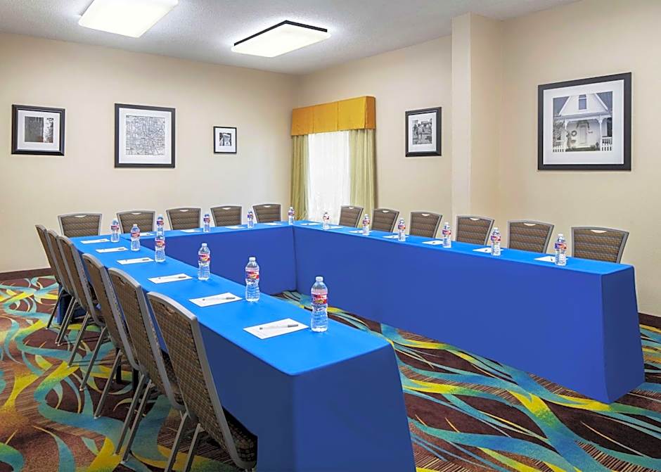 Hampton Inn By Hilton Dallas/Irving-Las Colinas