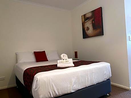 Large Queen Room with Two Queen Beds