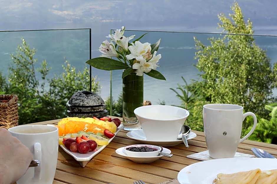 Azur Lodge