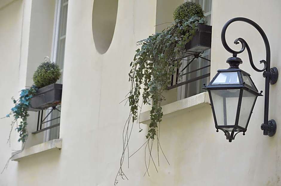 Unic Renoir Saint Germain