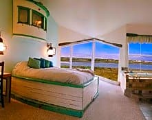 Captain's Inn at Moss Landing