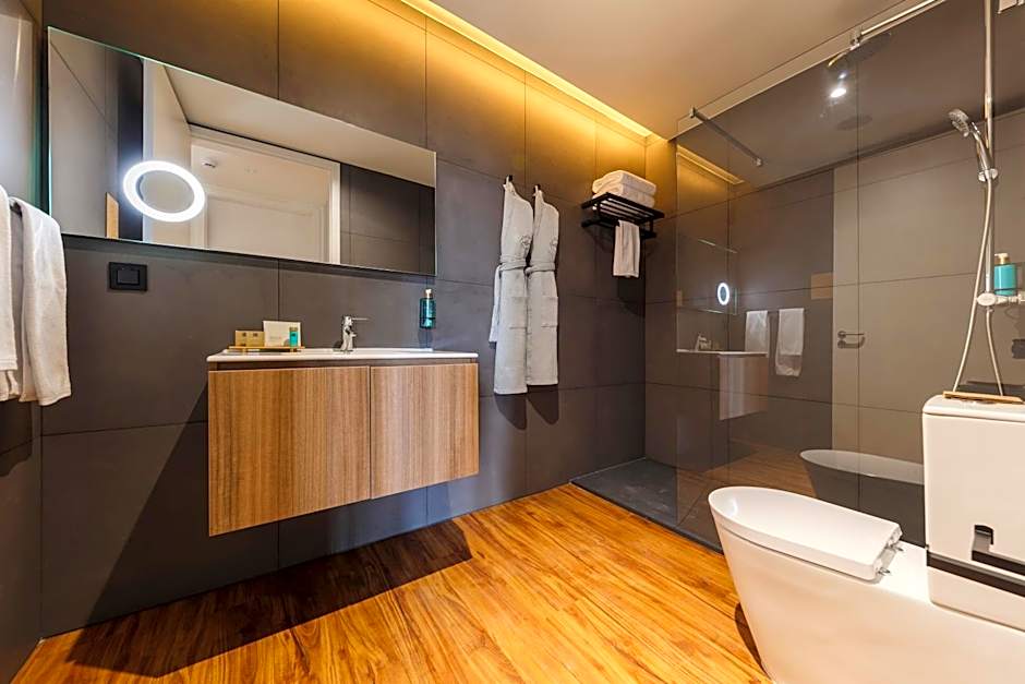 The Shipyard - Angra