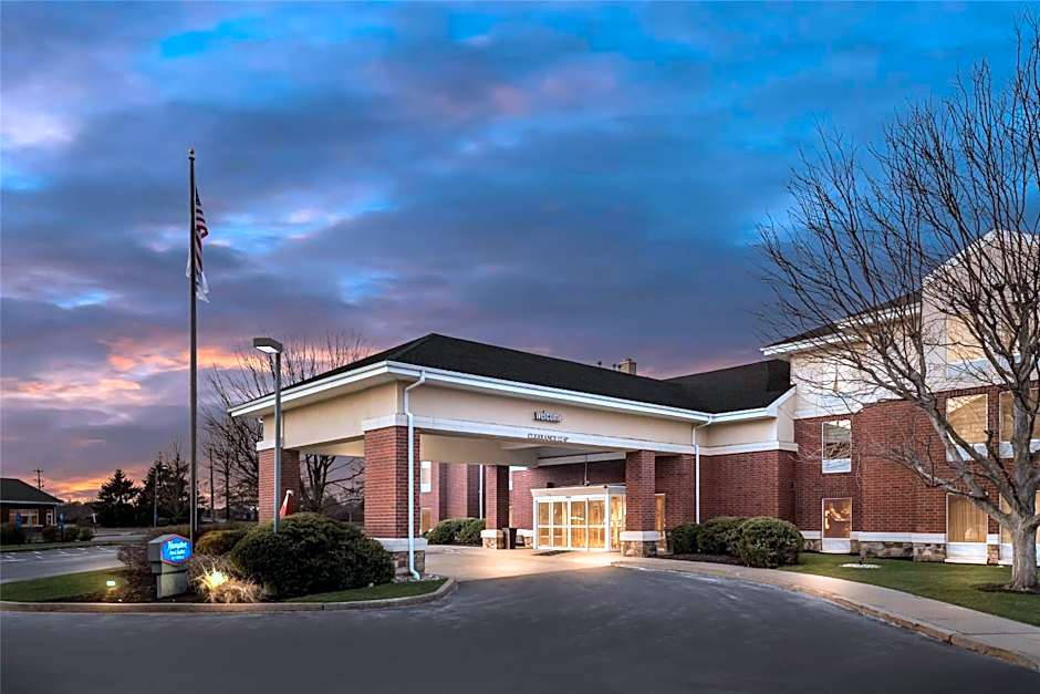 Hampton Inn By Hilton & Suites Newtown