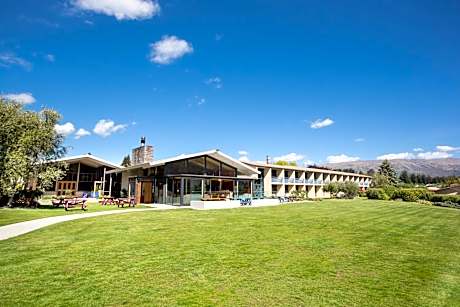 Wanaka Hotel