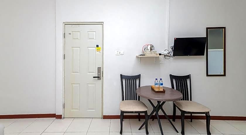 Urbanview Hotel Syariah Near Gelora Delta Sidoarjo