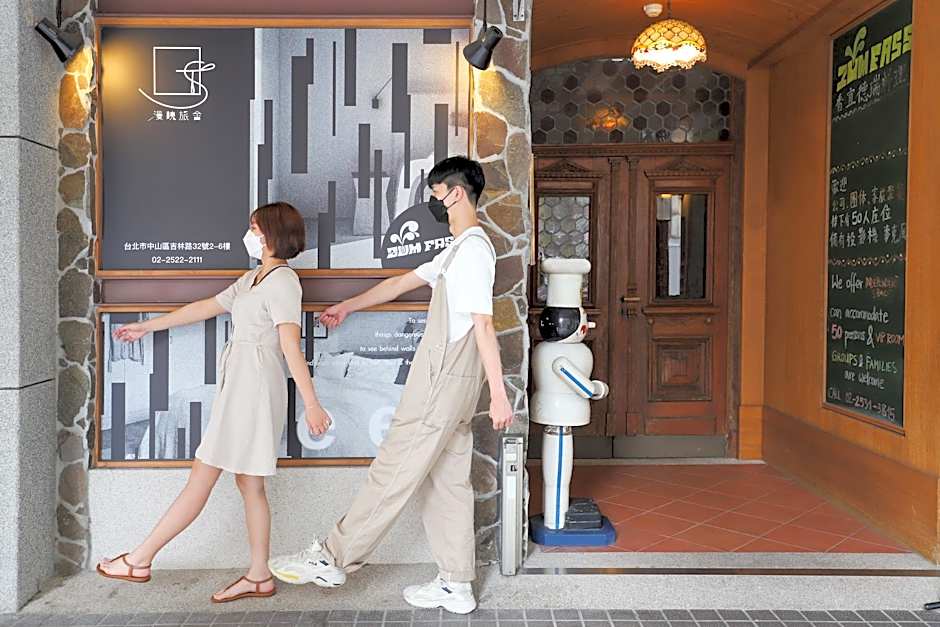 Slow Town Hotel- Reel