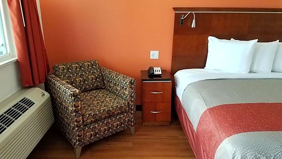 Motel 6-Alma, AR l-40
