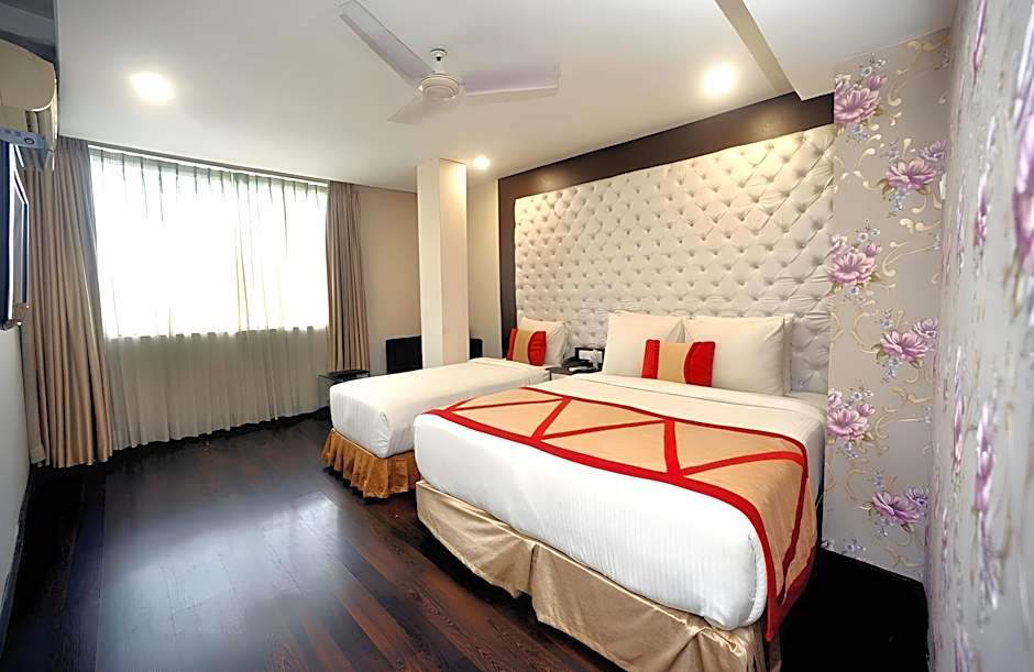 Hotel Lee International