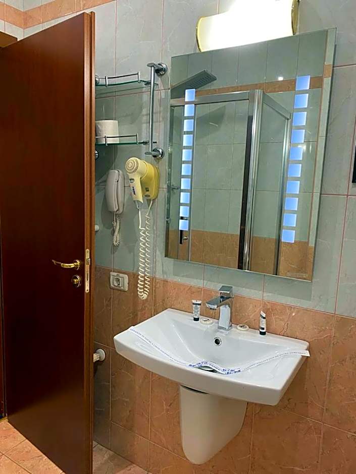 Samaa Hotel