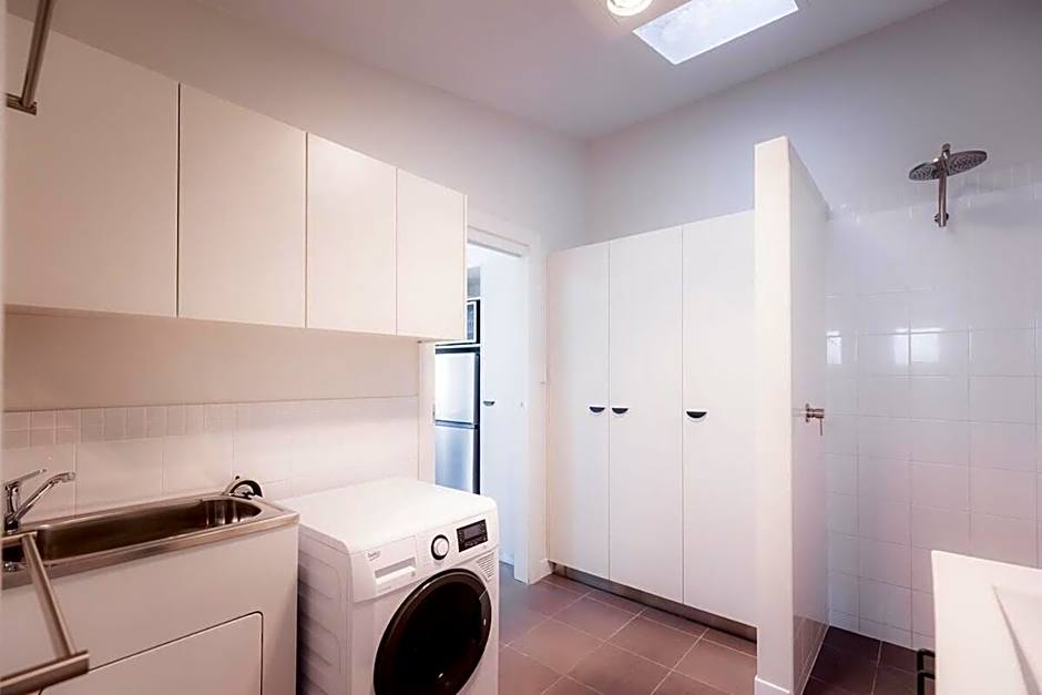 Central home in trendy South Hobart