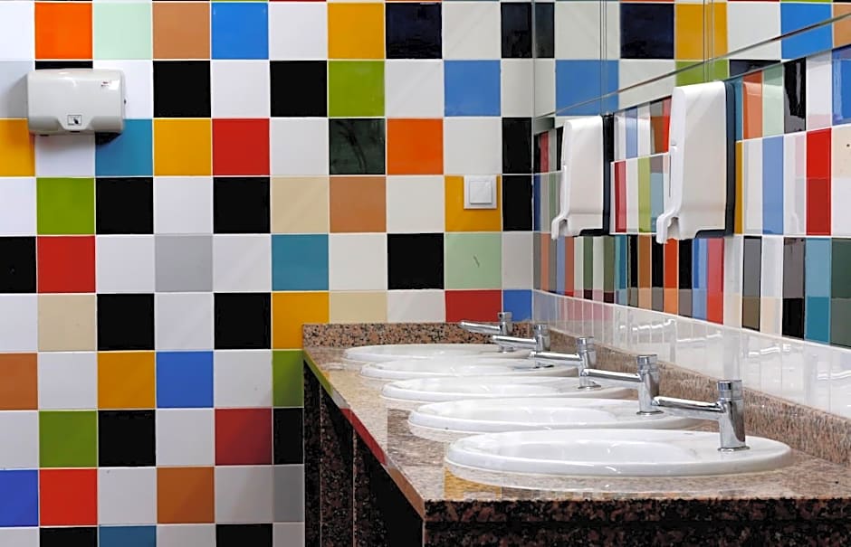 Sagres Sun Stay - Surf Camp & Hostel