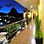 Hotel Plaza Bernal
