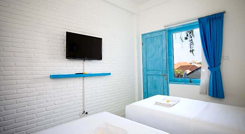 Paras Paros Marina Lodge