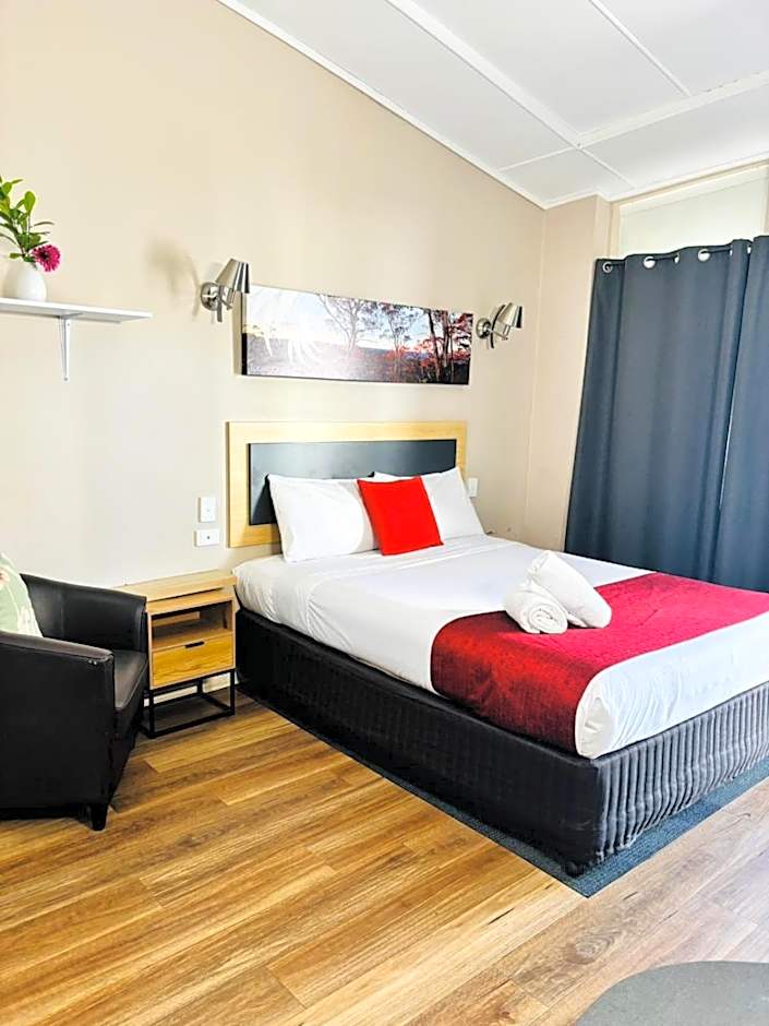 Downs Motel