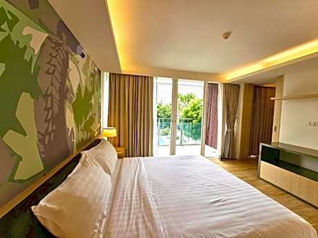 Junior Suite with Balcony