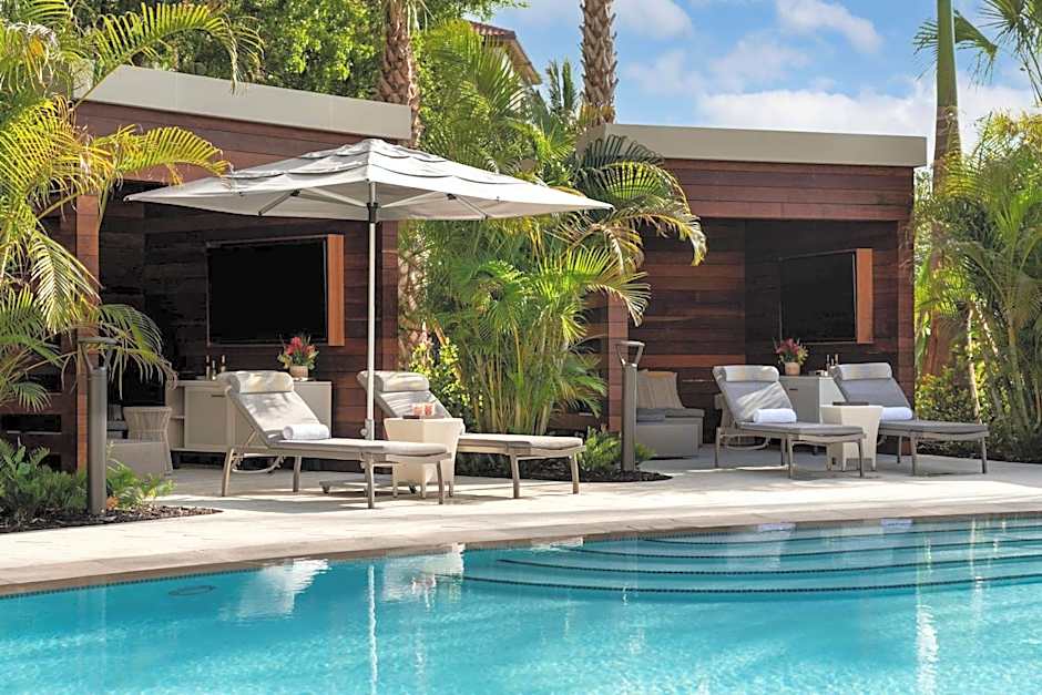 The Ritz-Carlton Naples, Tiburón