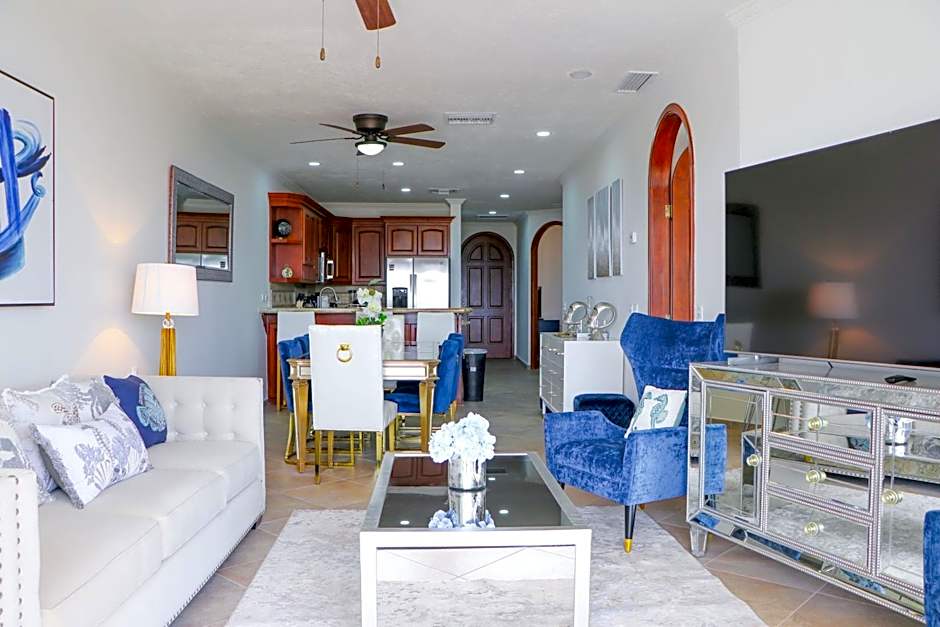 Casa Blanca Golf Villas