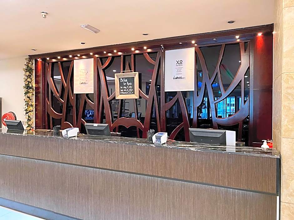 XO Hotels Blue Tower