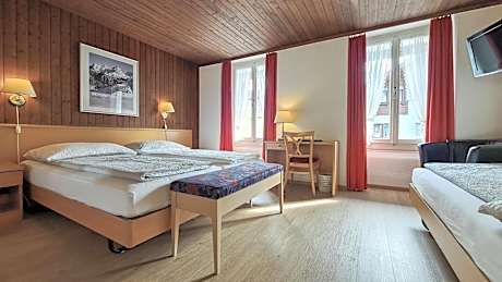 Triple Room