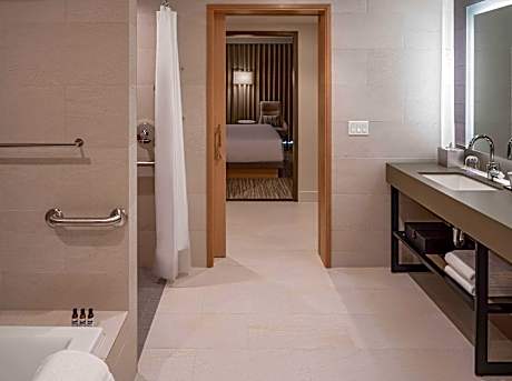 ADA Regency Suite