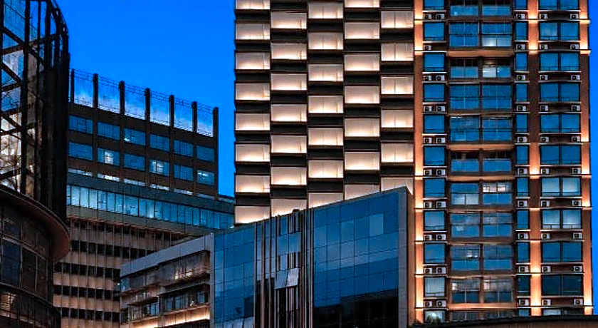 Grand Harbour Hotel