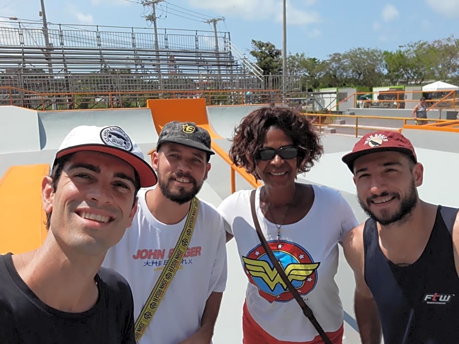 Perto Do Aeroporto De Salvador - Dona Pitanga Hostel