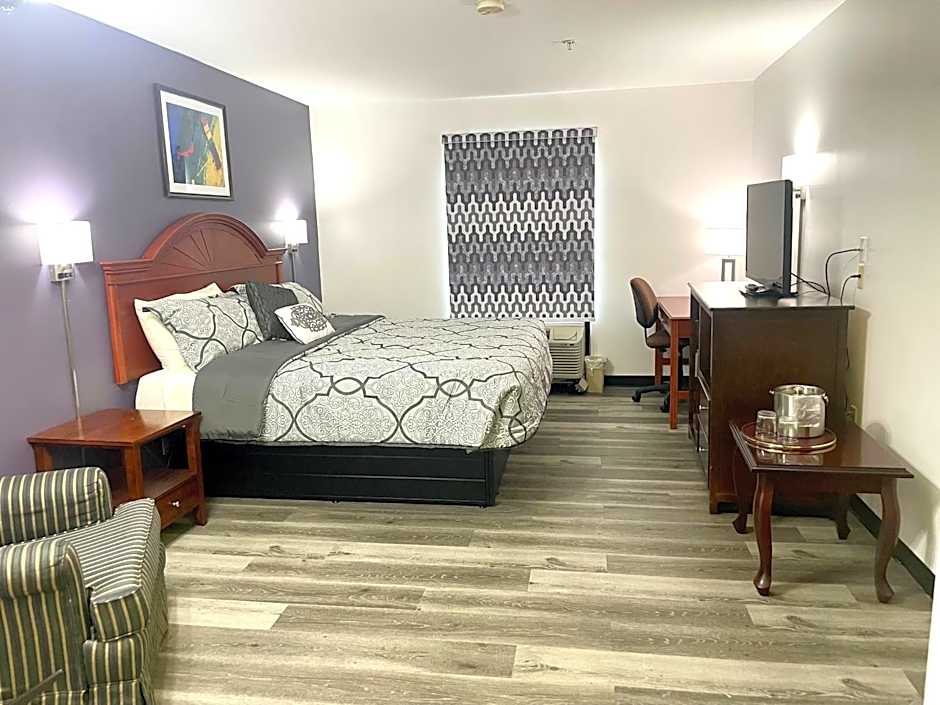 Grand Vista Hotel & Suites