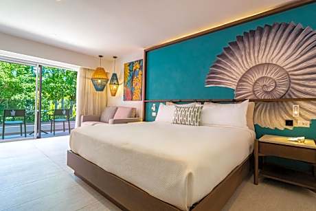 Caribe Deluxe ( 2 Adults + 1 Child )