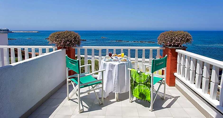 Hotel La Scogliera