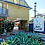 Coastal Bay Motel