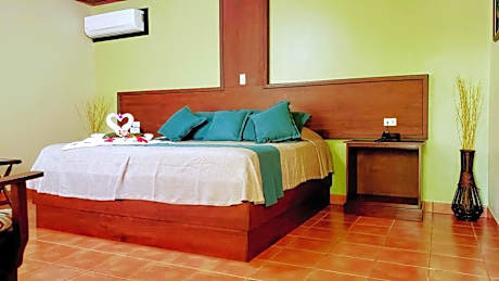 Thermal Superior King bed