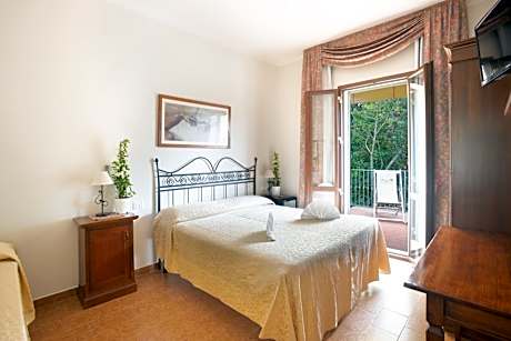 Two-Bedroom Apartment with Terrace