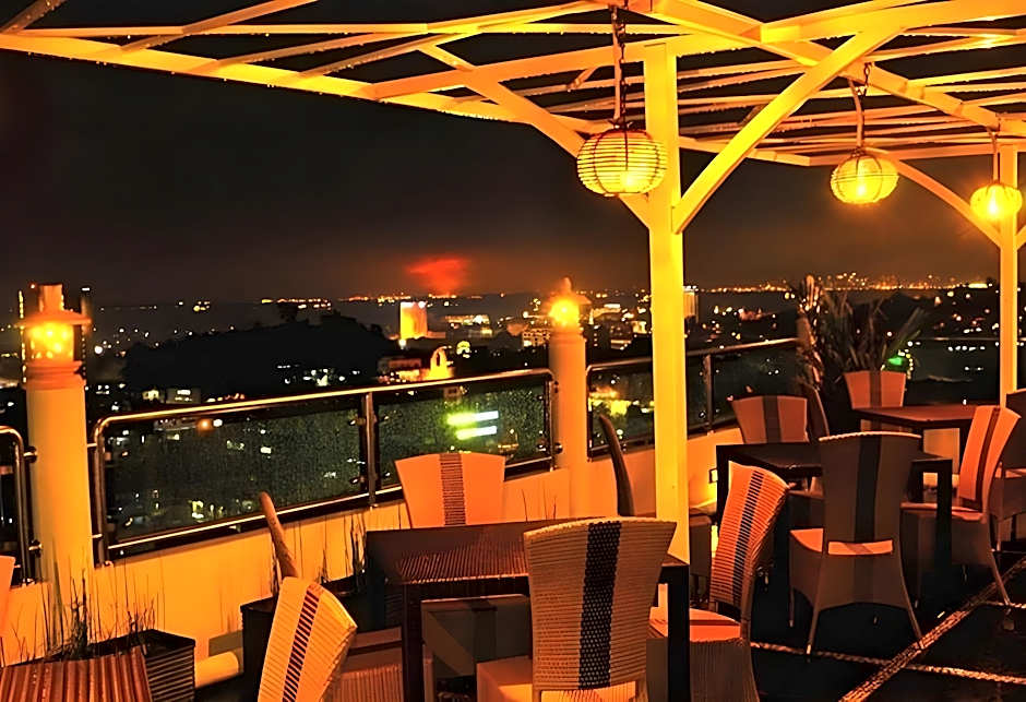 Kings Hotel Nagoya Batam