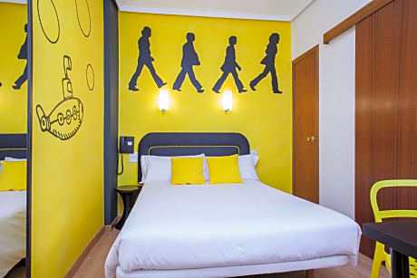 Single Room (1 Twin Bed)