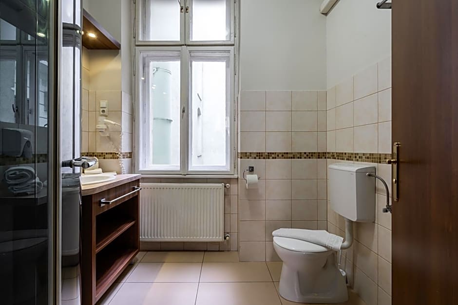 Elit Boutique Rooms- Best Location by BQA