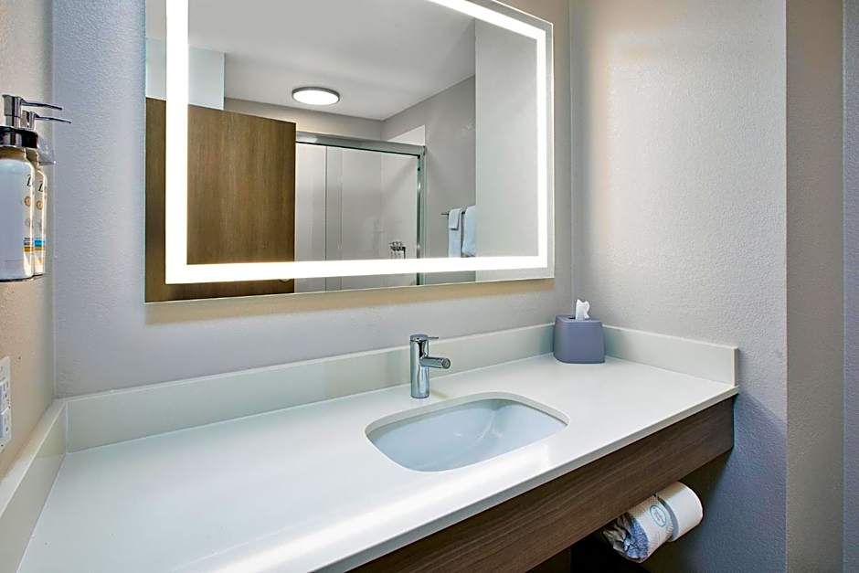 Holiday Inn Express Hotel & Suites West Monroe By IHG