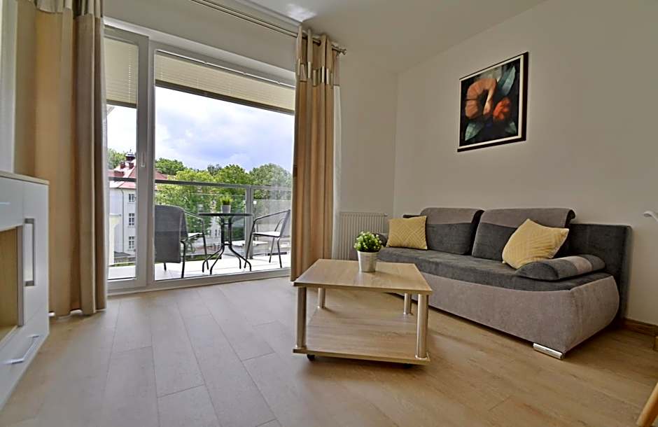 Osiedle Cesarskie Apartamenty - Parking - Apartamenty Bryza
