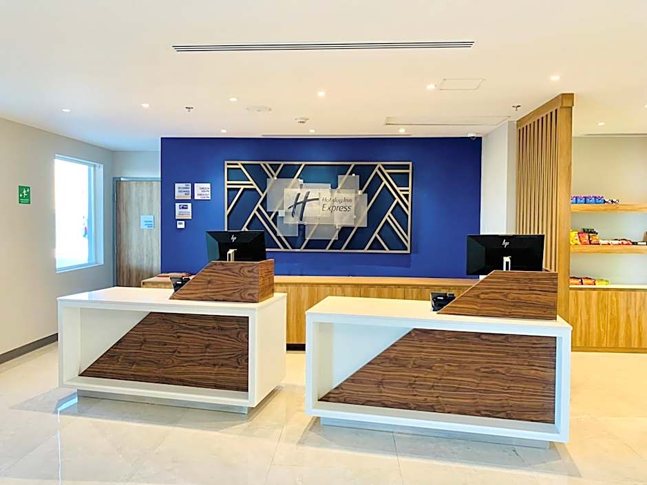 Holiday Inn Express Guadalajara Vallarta Poniente By IHG