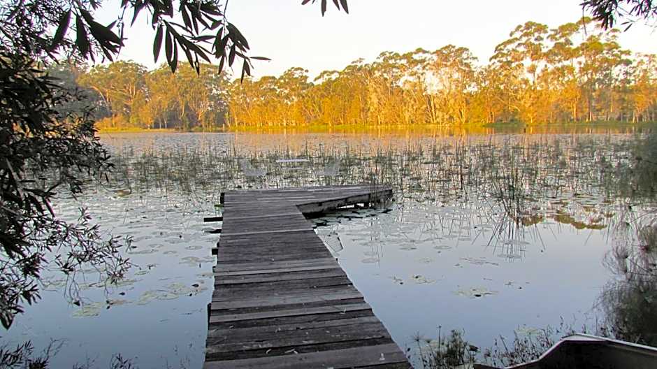 Lake Russell Lakeside Retreat