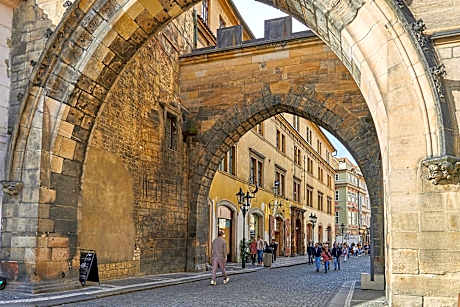 Apartment - Mostecka 2 Annex