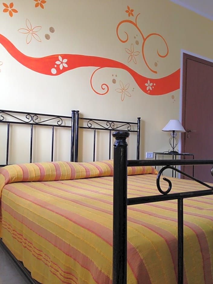 Orange Paradise Bed & Breakfast – Custonaci, CA