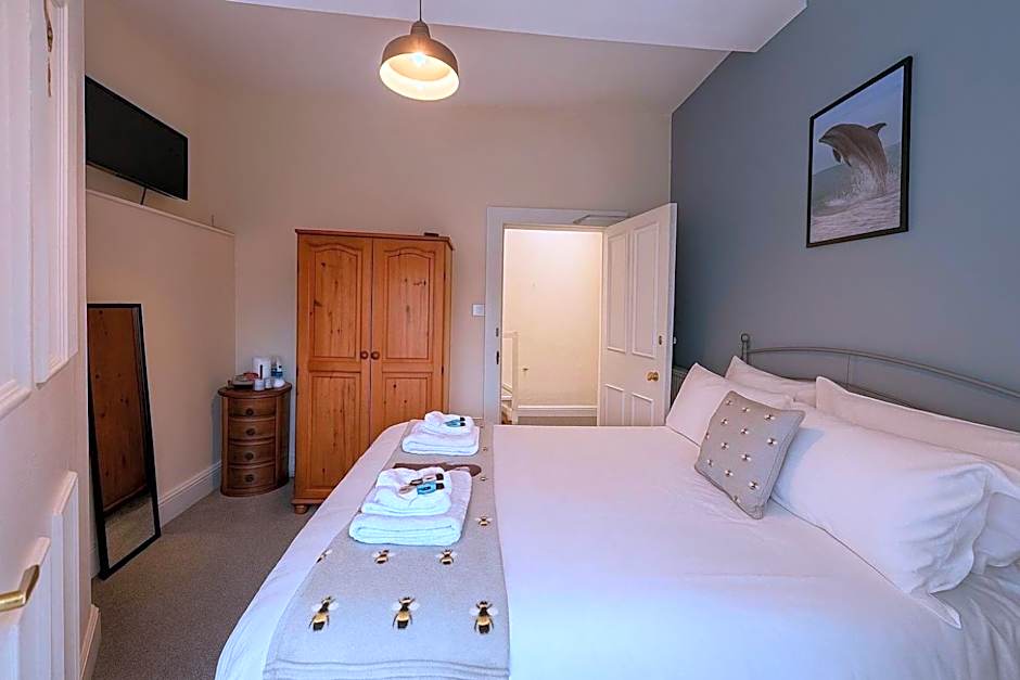 Photo 1 of 1 of Small Double Room