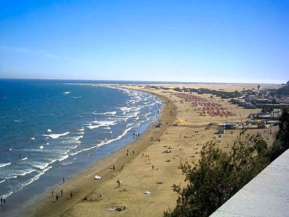 Maspalomas Oasis Club